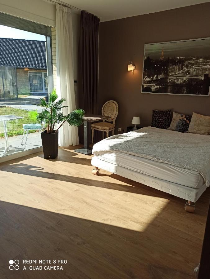 Hotel Fleur De Lys バイレウル エクステリア 写真
